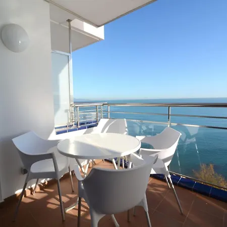The In Has 2 Bedrooms 4 Pax Apartment L'Escala