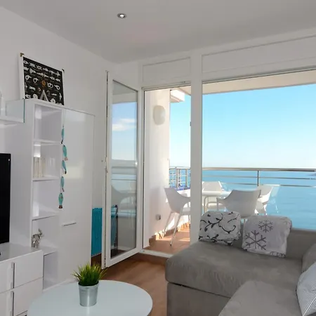 The In Has 2 Bedrooms 4 Pax * L' Escala
